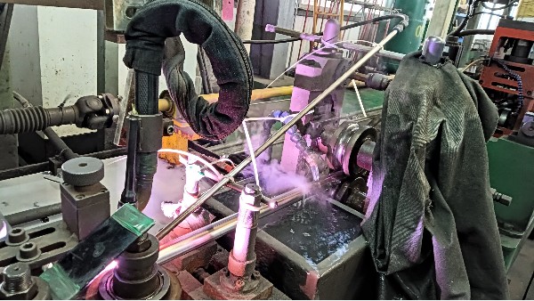 不銹鋼管酸洗鈍化，究竟有何奧秘？