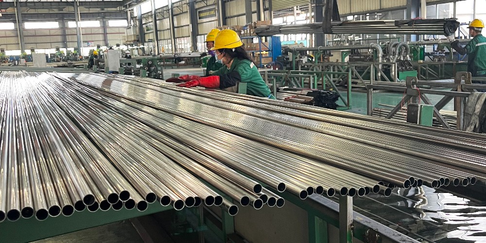 衛(wèi)浴與廚具不銹鋼用管優(yōu)選，“親水”表面與“防腐”內功