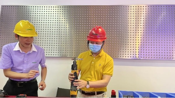 雙興集團：推進三期，拓寬市場